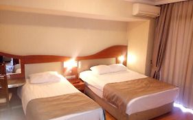 Gold Heykel Hotel